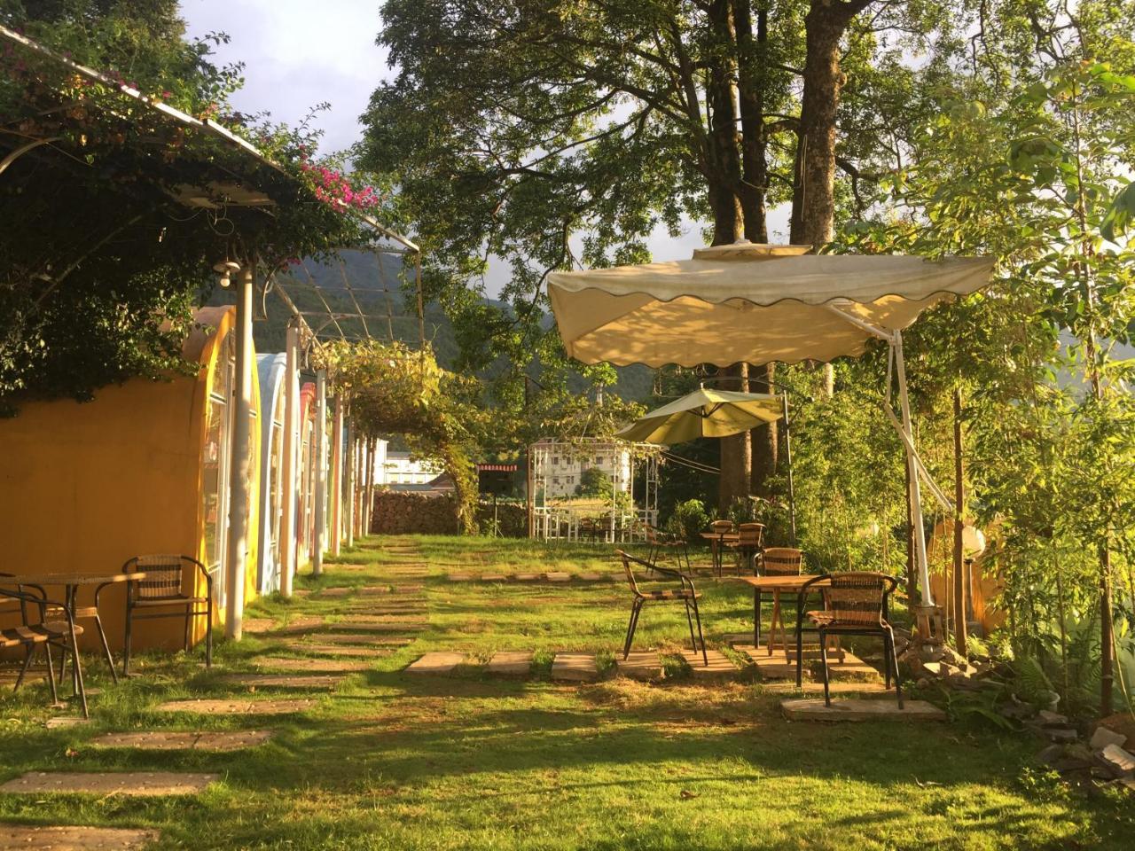 Ong Vang Meo Vac Hotel Exterior foto